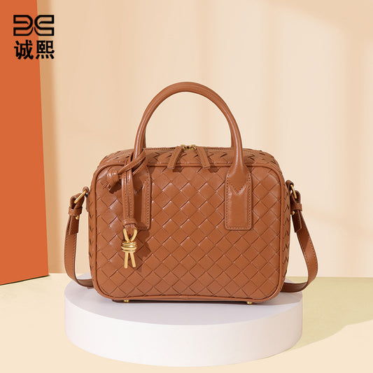 欧美大容量波士顿枕头包手工编织包时尚手提相机包潮流单肩斜挎包