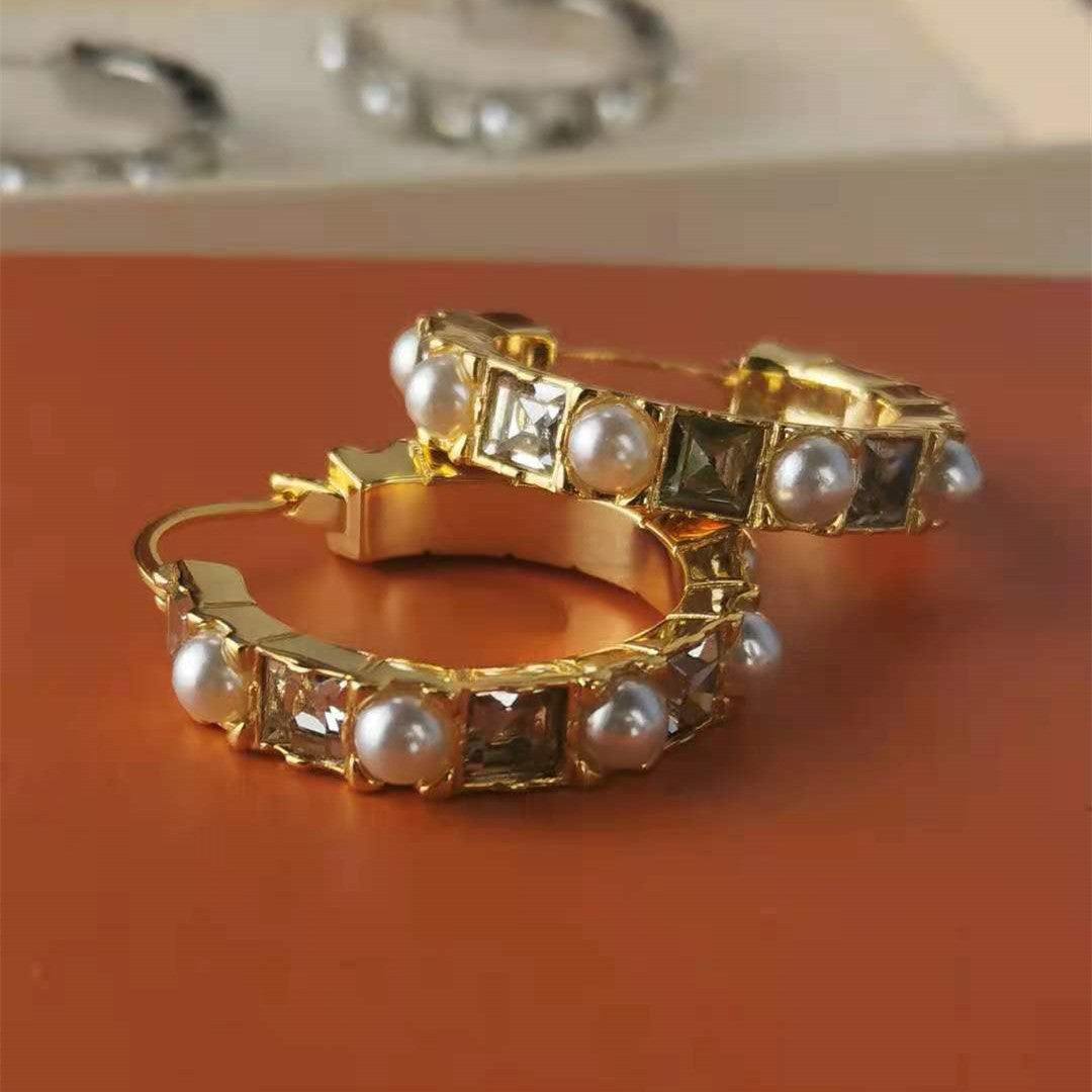 缪家新款耳环女圆圈镶钻珍珠耳圈高级感港风耳饰方钻珍珠圆形耳圈