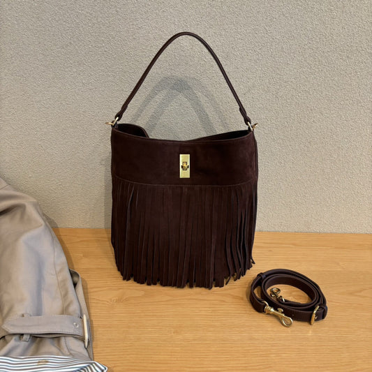 秋冬季复古麂皮绒面包包女2024新款百搭斜挎包流苏磨砂单肩水桶包