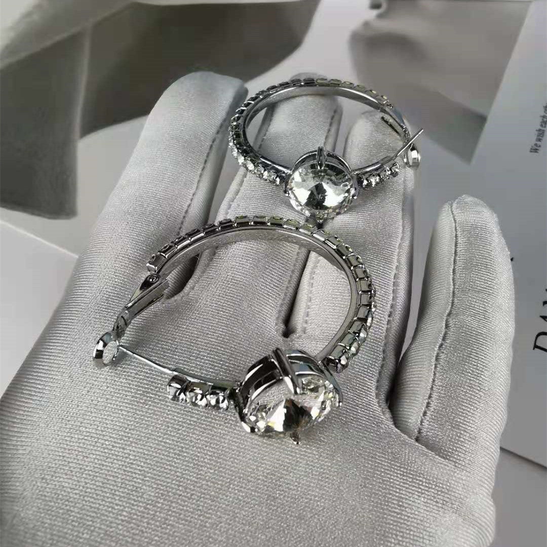 缪家新款满钻大耳圈减龄个性冷淡风耳饰女潮锆石hoop圈式耳环