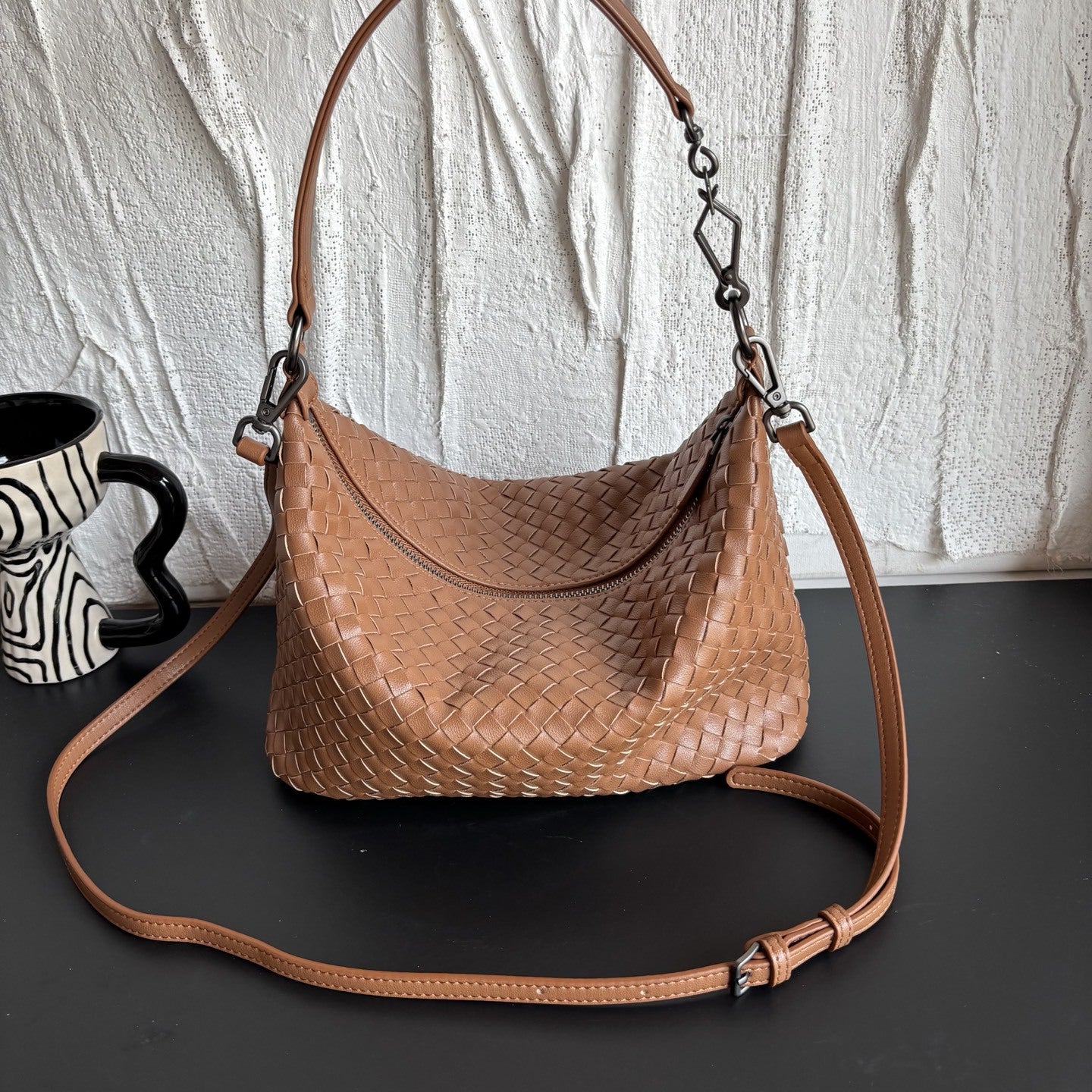 羊皮编织饭盒包饺子包遛狗包慵懒风双肩带腋下包手挽手提斜挎女包