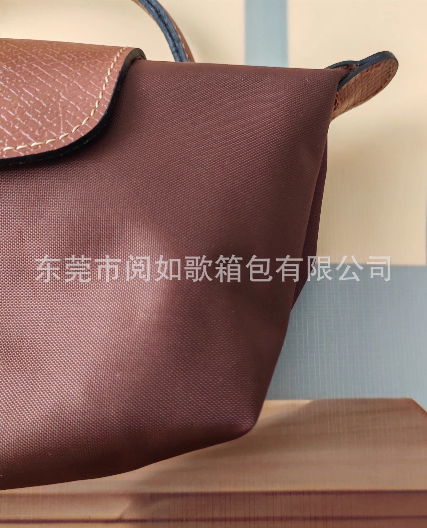 法国夏季新款mini尼龙饺子包单肩斜挎包迷你化妆包百搭手提手机包