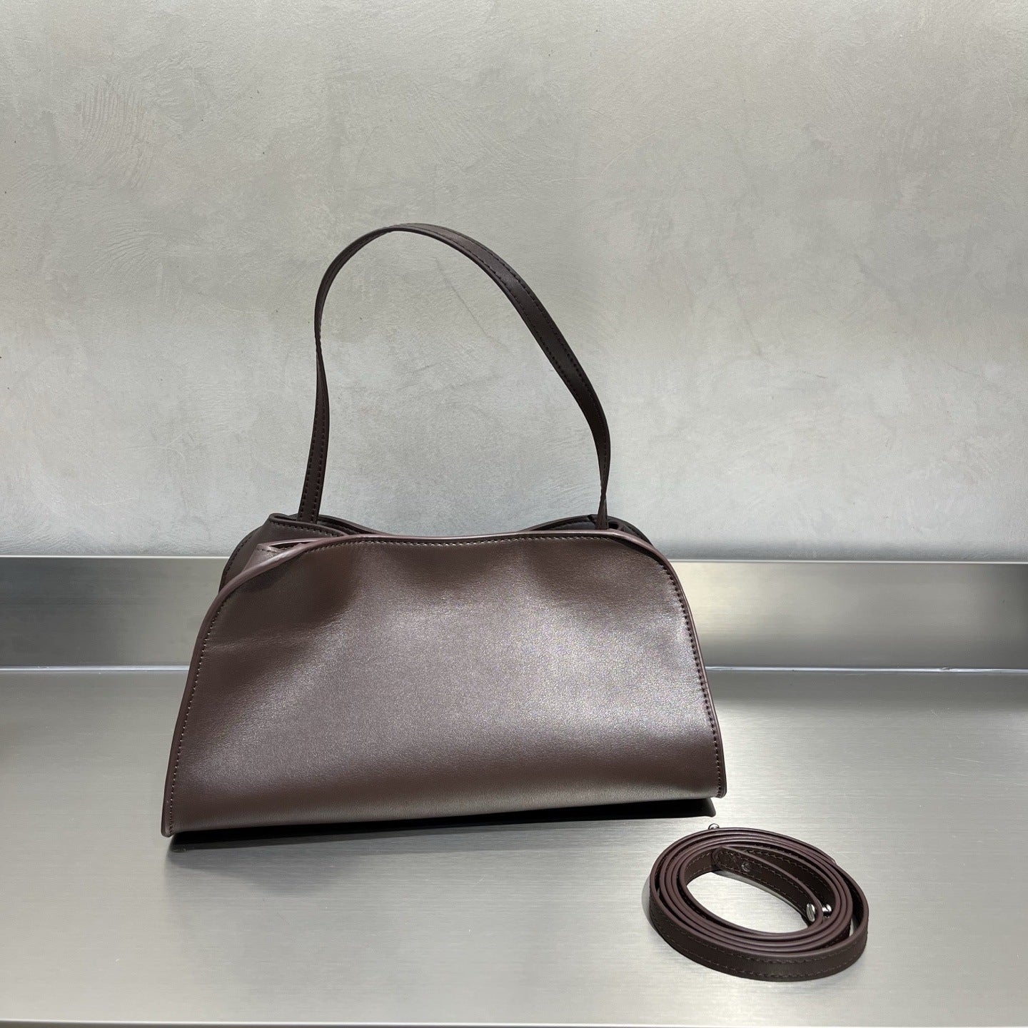 2025新款女包真皮单肩包腋下包女包头层牛皮时尚百搭通勤包托特包