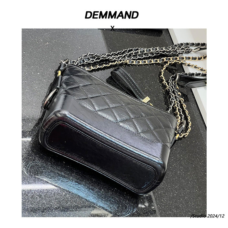 斜挎包女时尚潮流小香风菱格双挎链条包百搭流浪包通勤风微商代发