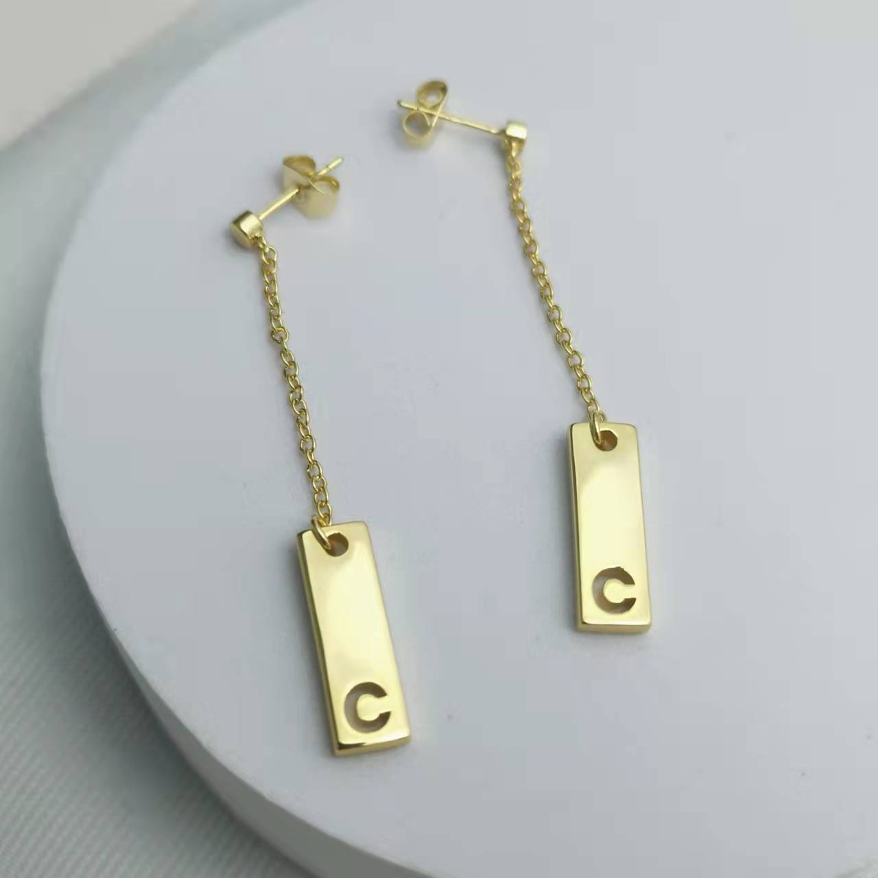 CELI家22新款长款方牌C字母耳钉女高级感气质耳线流苏长牌耳环