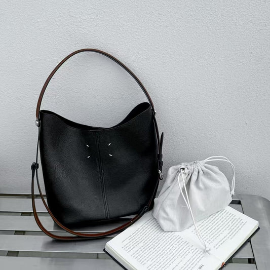 2025新款白色水桶包女斜挎头层真牛皮单肩大容量斜挎托特通勤包