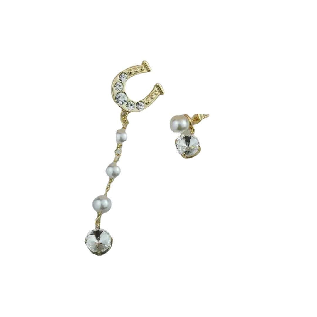 缪家新款U字母珍珠耳钉马蹄扣高级感ab款耳环镶钻长款不对称耳钉