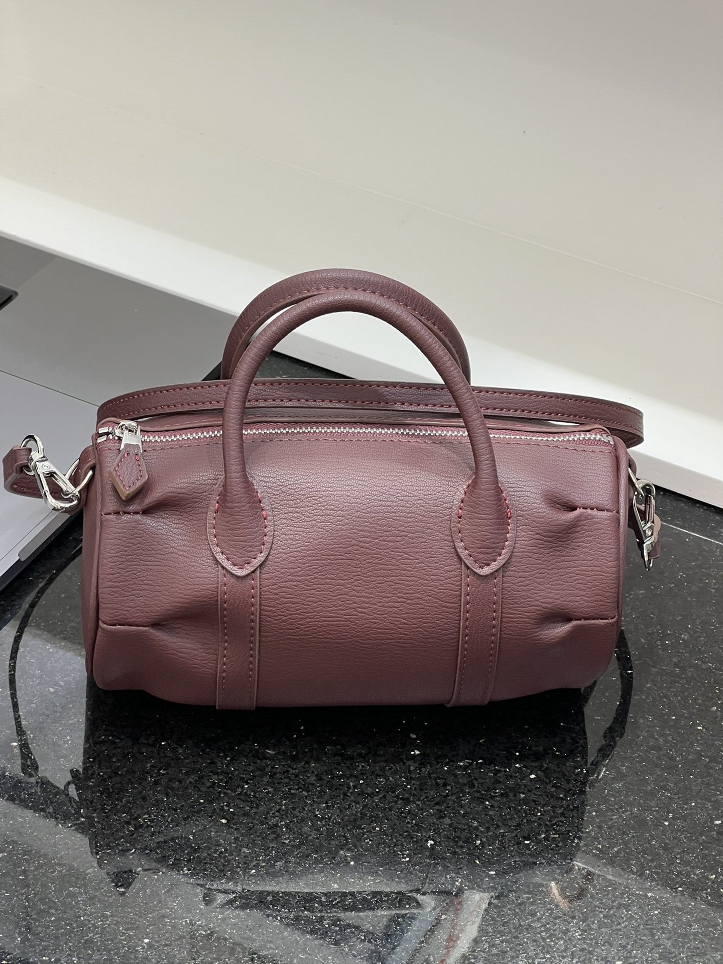 2024新款头层牛皮枕头包时尚手拎包百搭高级感单肩斜挎包包女