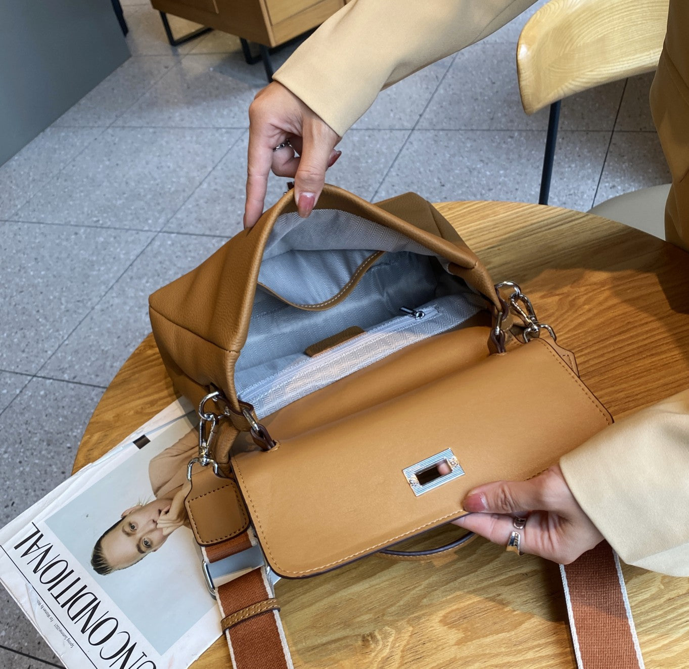 头层togo牛皮手提包通勤百搭单肩包女包时尚小众配双肩带无痕代发