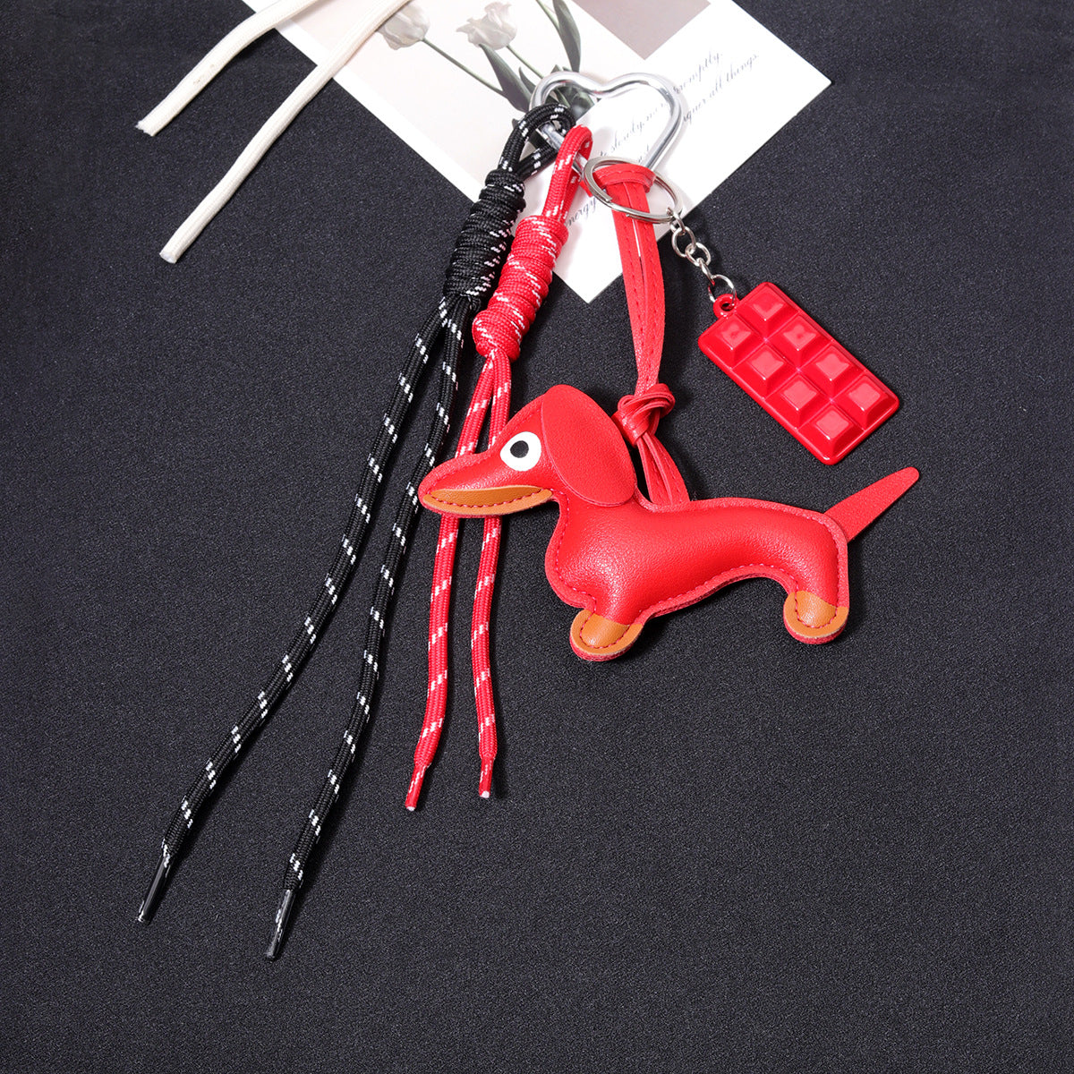 跨境热销腊肠狗钥匙扣高级感编织绳巧克力包包挂件狗狗钥匙扣