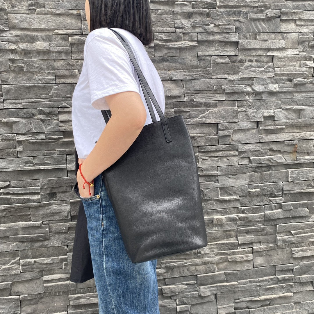 植鞣牛皮ins风慵懒复古通勤水桶托特包真皮百搭大容量单肩包 代发