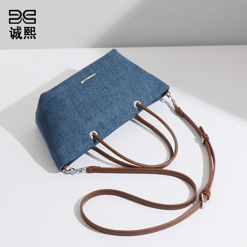 韩版水洗牛仔布斜挎包单肩手提袋托特包休闲大容量购物袋腋下女包