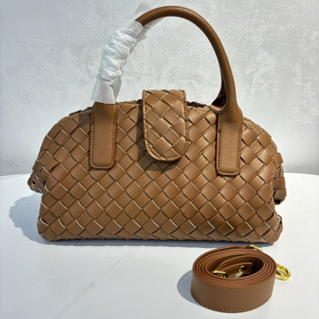 包包女款2024年新款洋气大容量夏天小众高级保龄球包斜挎包女真皮