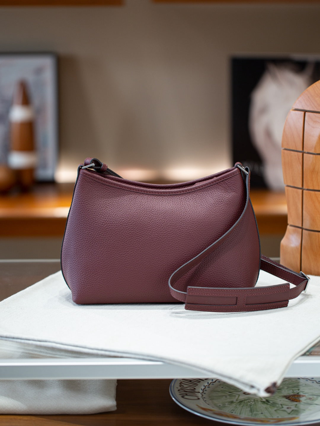 潮牌2025复古真皮包小众设计简约百搭单肩包头层牛皮气质斜挎女包