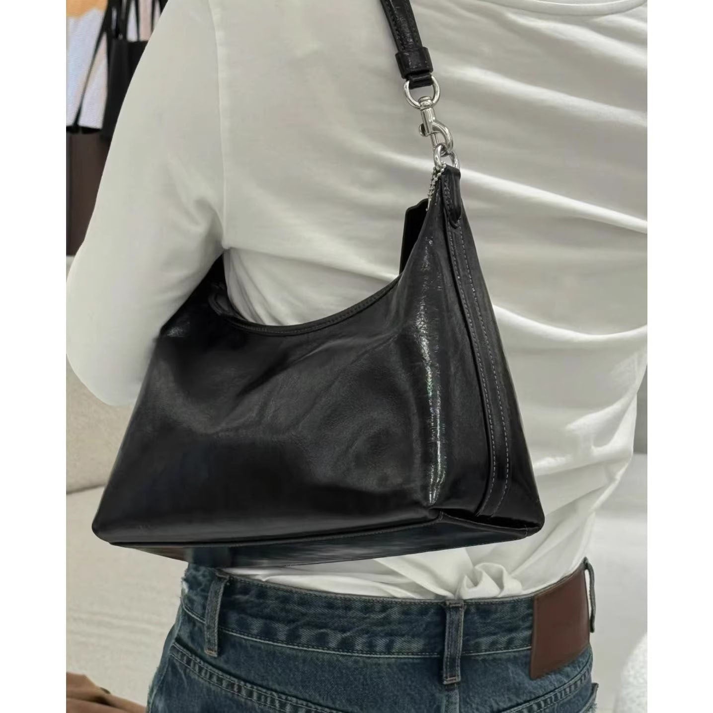 Juliet半月腋下单肩斜挎包女Hobo简约时尚百搭通勤慵懒随意辣妹包