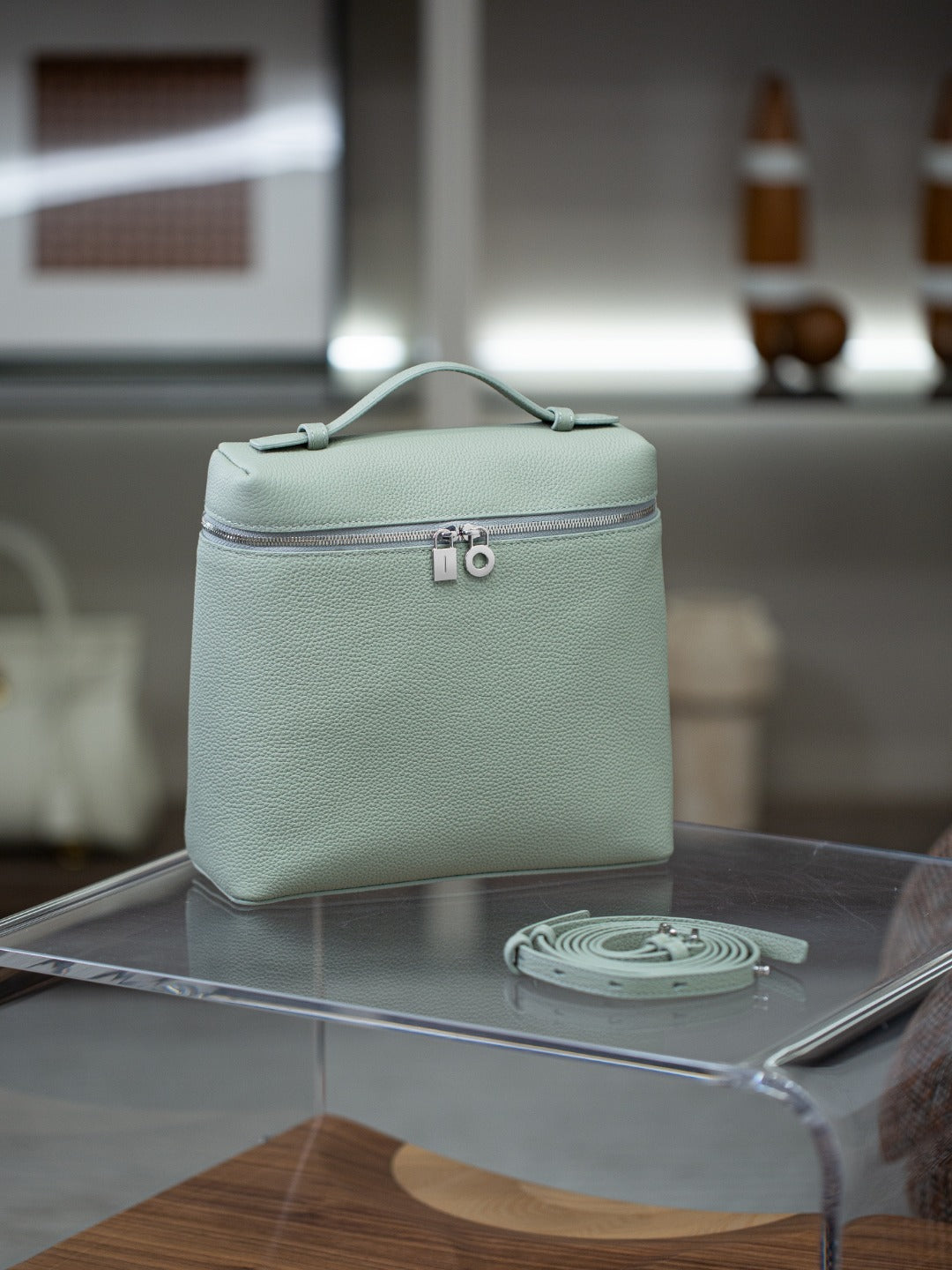 Loro包LP双肩包女2025新款时尚简约piana背包休闲旅游大容量书包