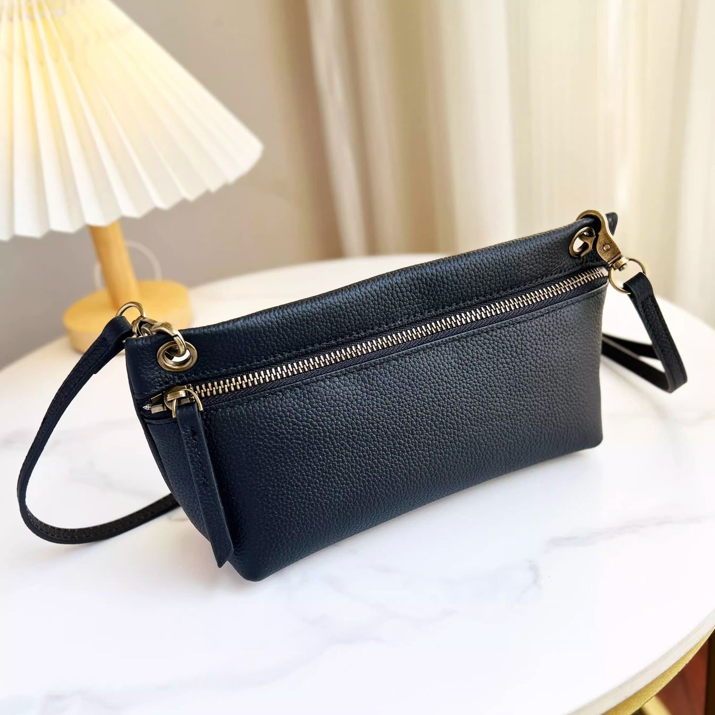 头层牛皮小包包2024新款复古单肩包轻便软皮女包百搭休闲斜挎小包