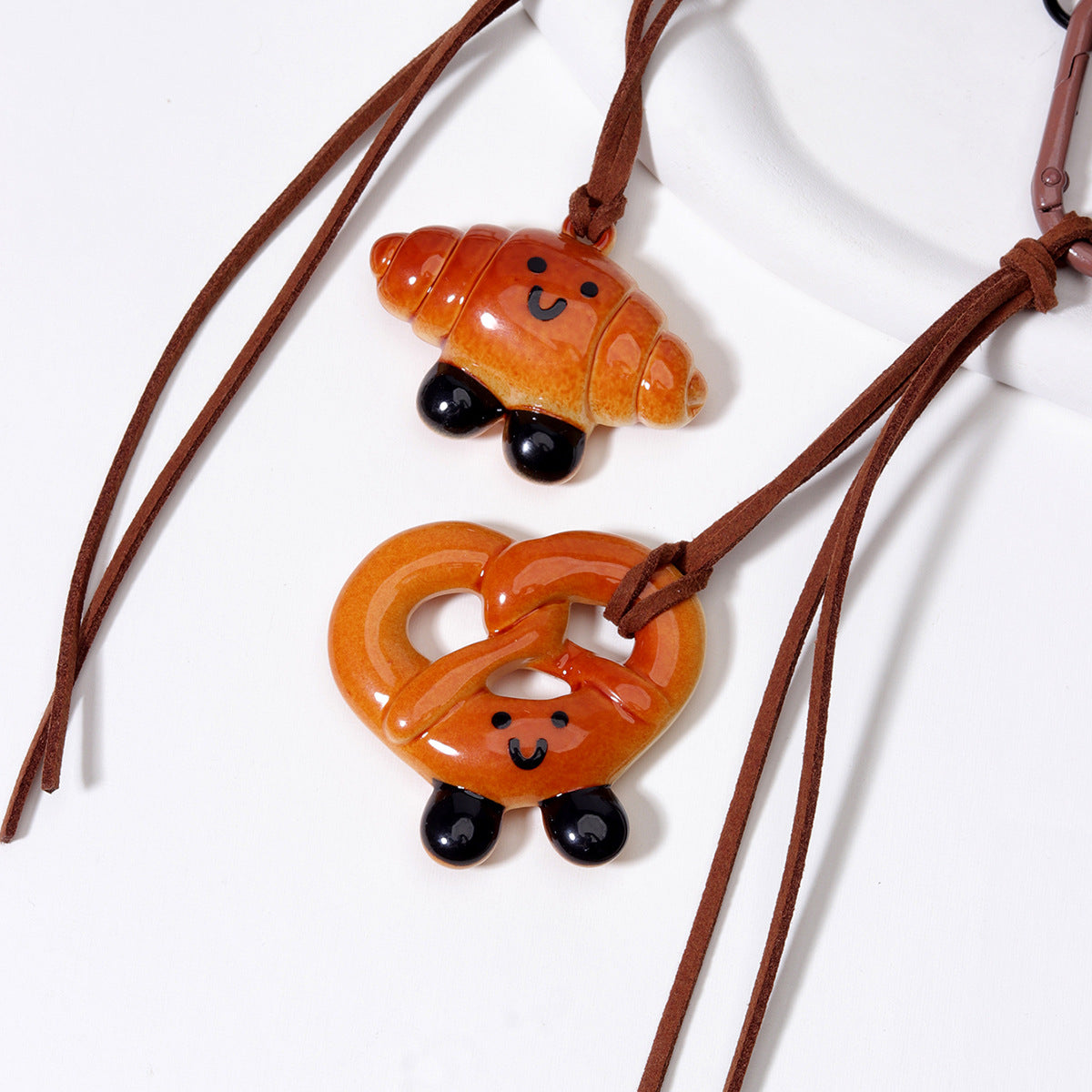 miu风碱水面包钥匙扣秋冬美拉德系可爱面包挂件学生情侣书包装饰