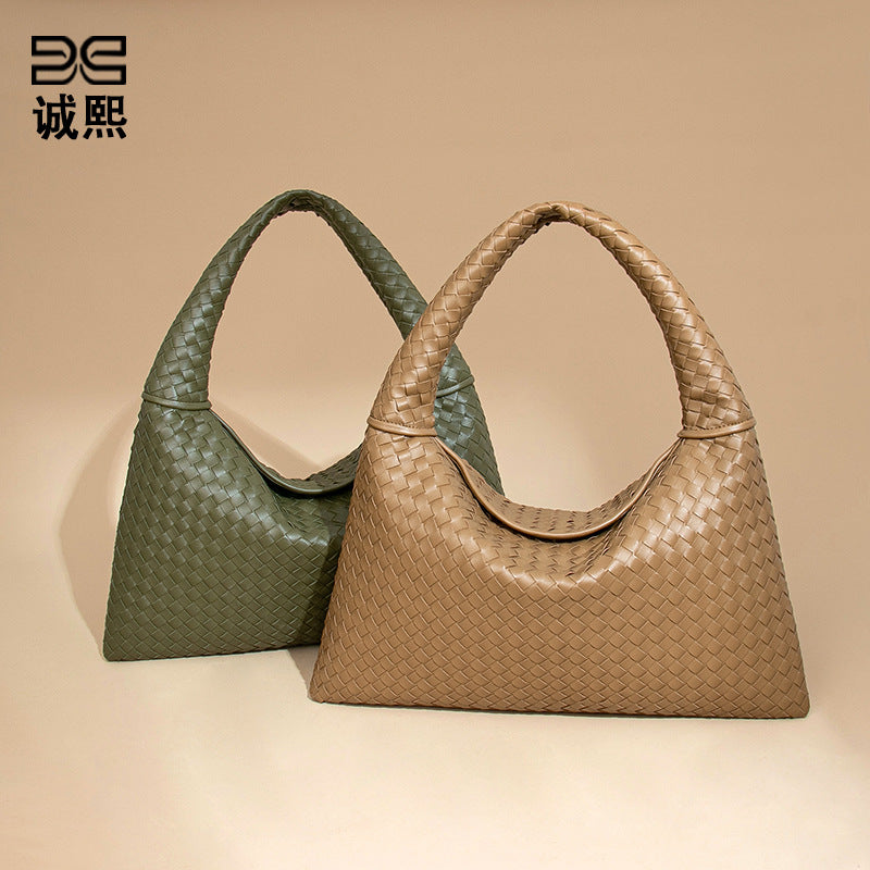 跨境新款手工编织女包高级感单肩腋下女包软皮百搭休闲手提托包包