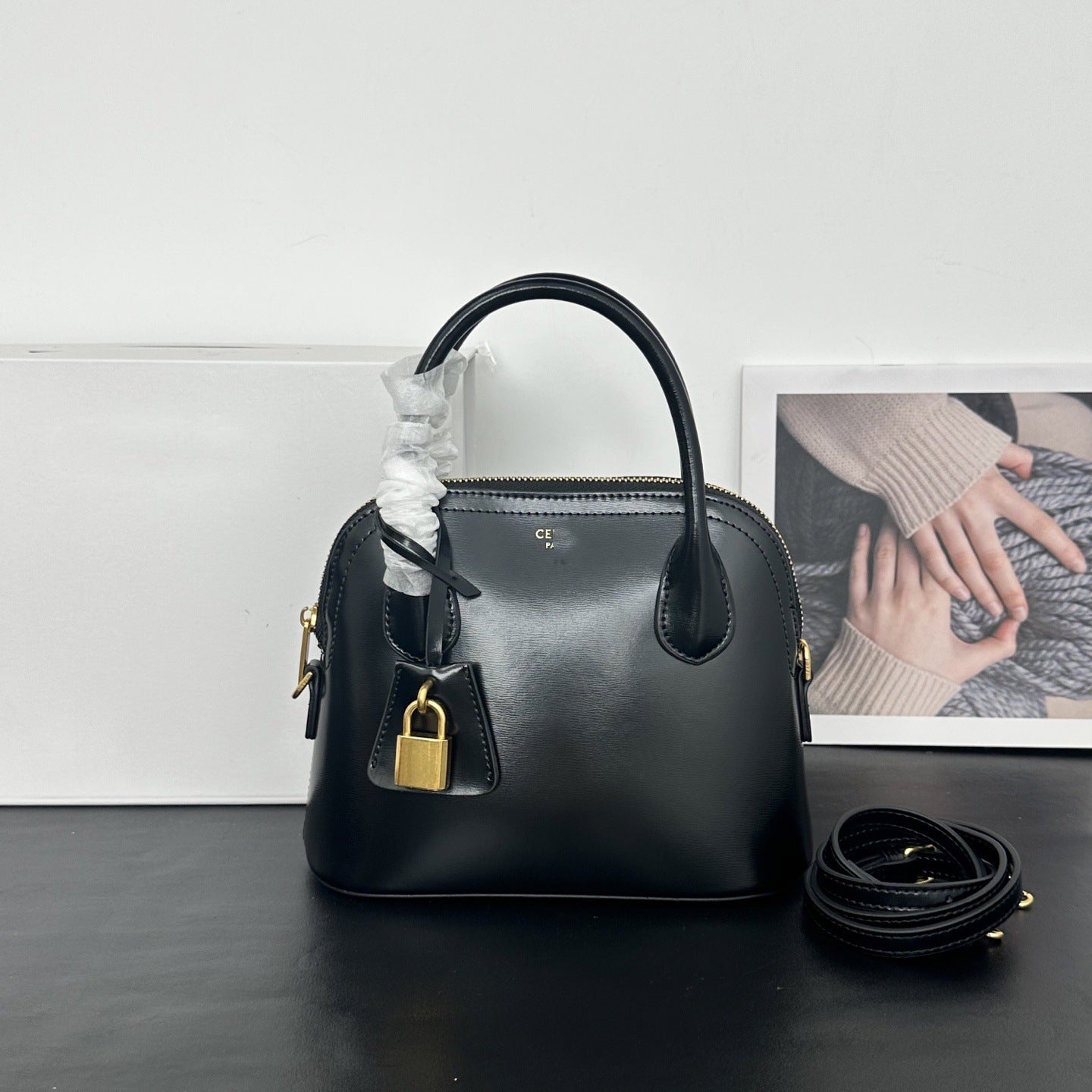 小香Ce新款贝壳包潮时尚手提包通勤百搭单肩斜挎轻奢小包保龄球包