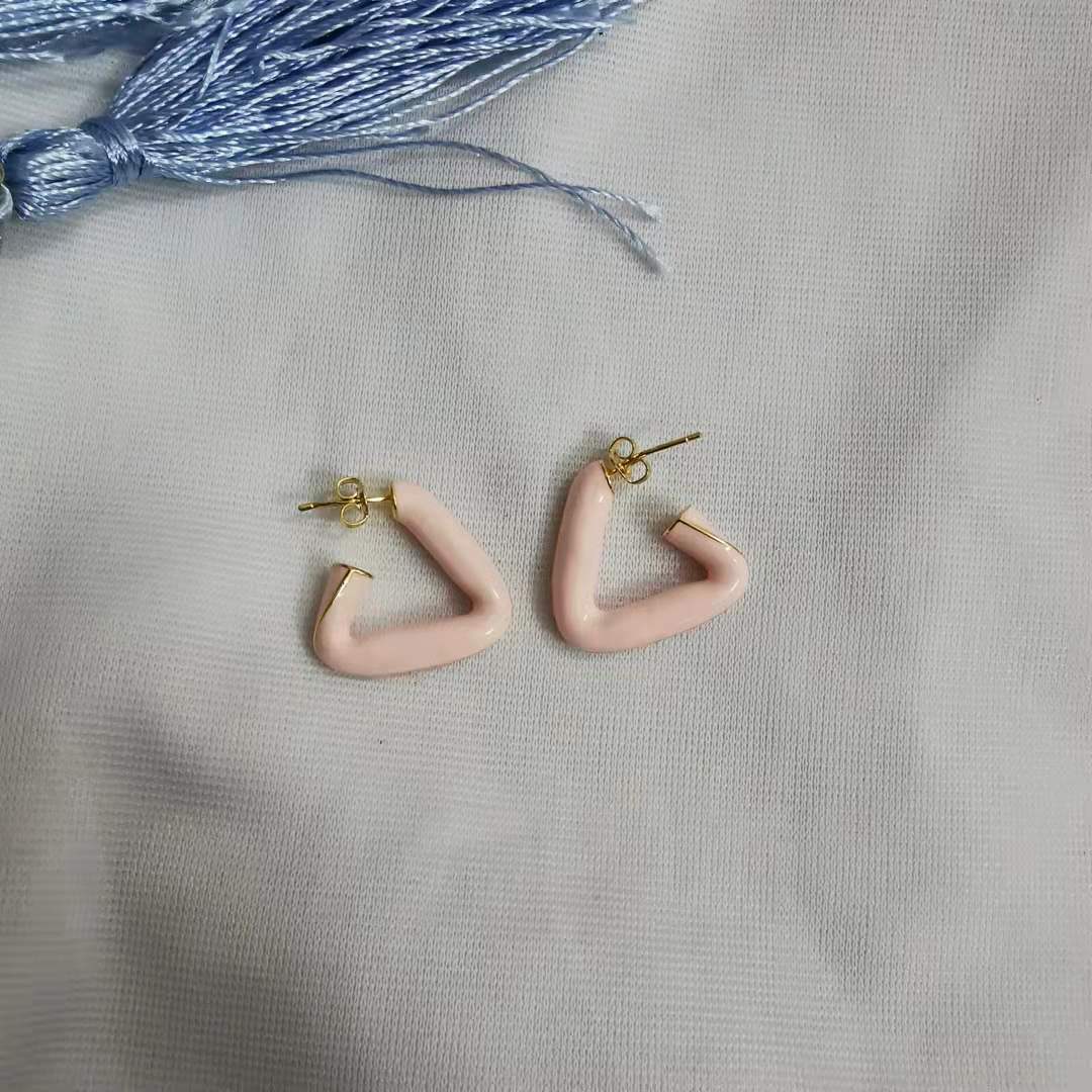 BV家21新款三角几何形珐琅耳钉女高级感重工不规则银针滴釉耳环