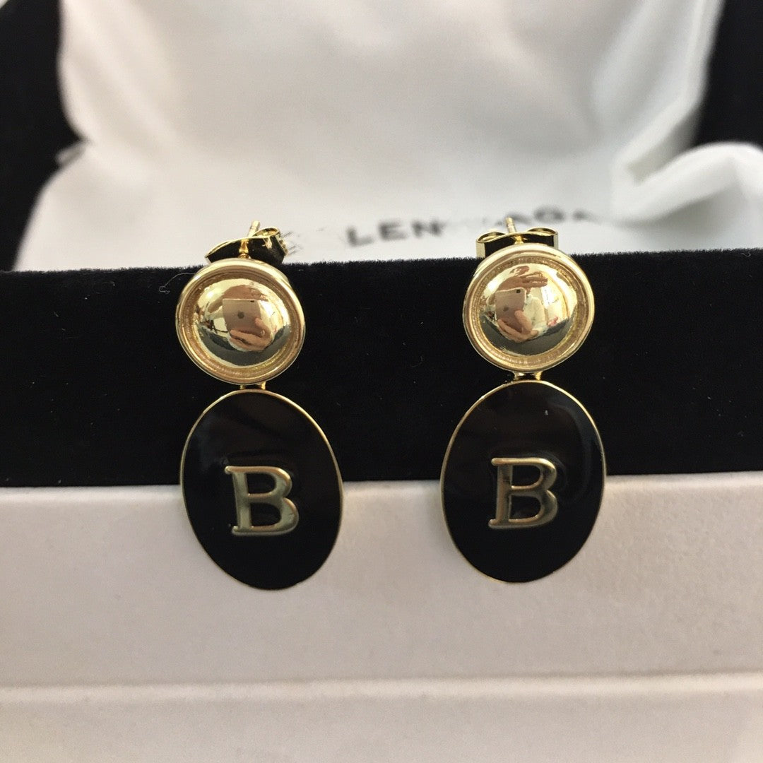 巴黎家新款B字母黑色椭圆形耳环女网红长款时尚耳钉欧美小众耳饰