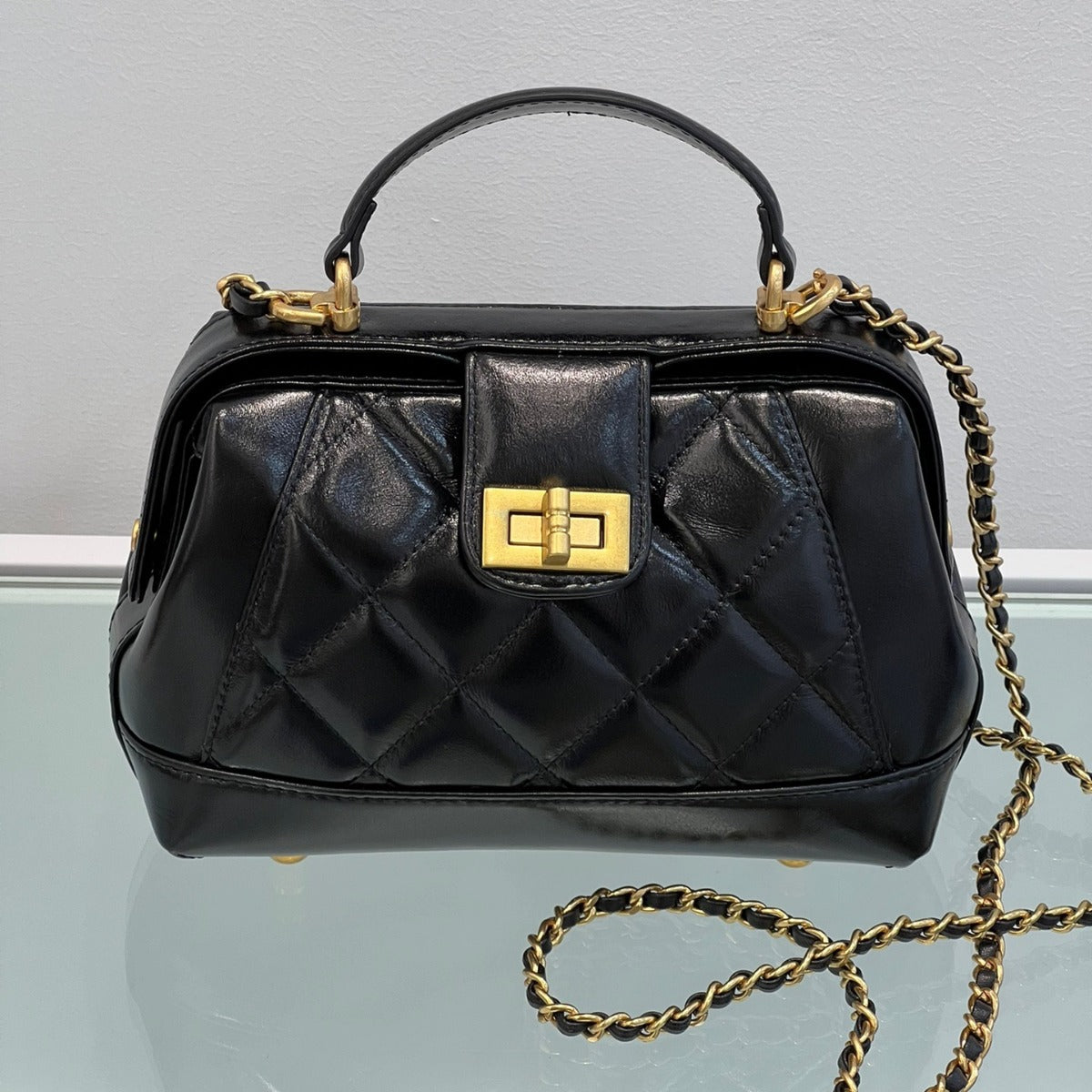 小香风菱格链条包油蜡头层牛皮复古斜挎包小包通勤夹子医生手提包