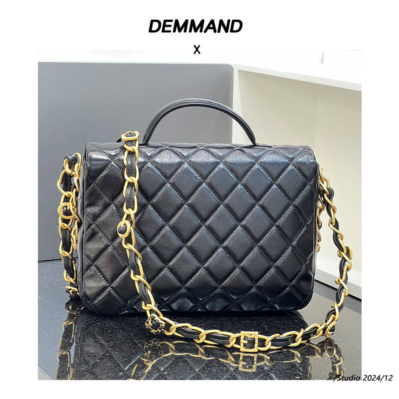 2024新款小香风复古气质邮差包通勤大容量实用链条手提斜跨包女