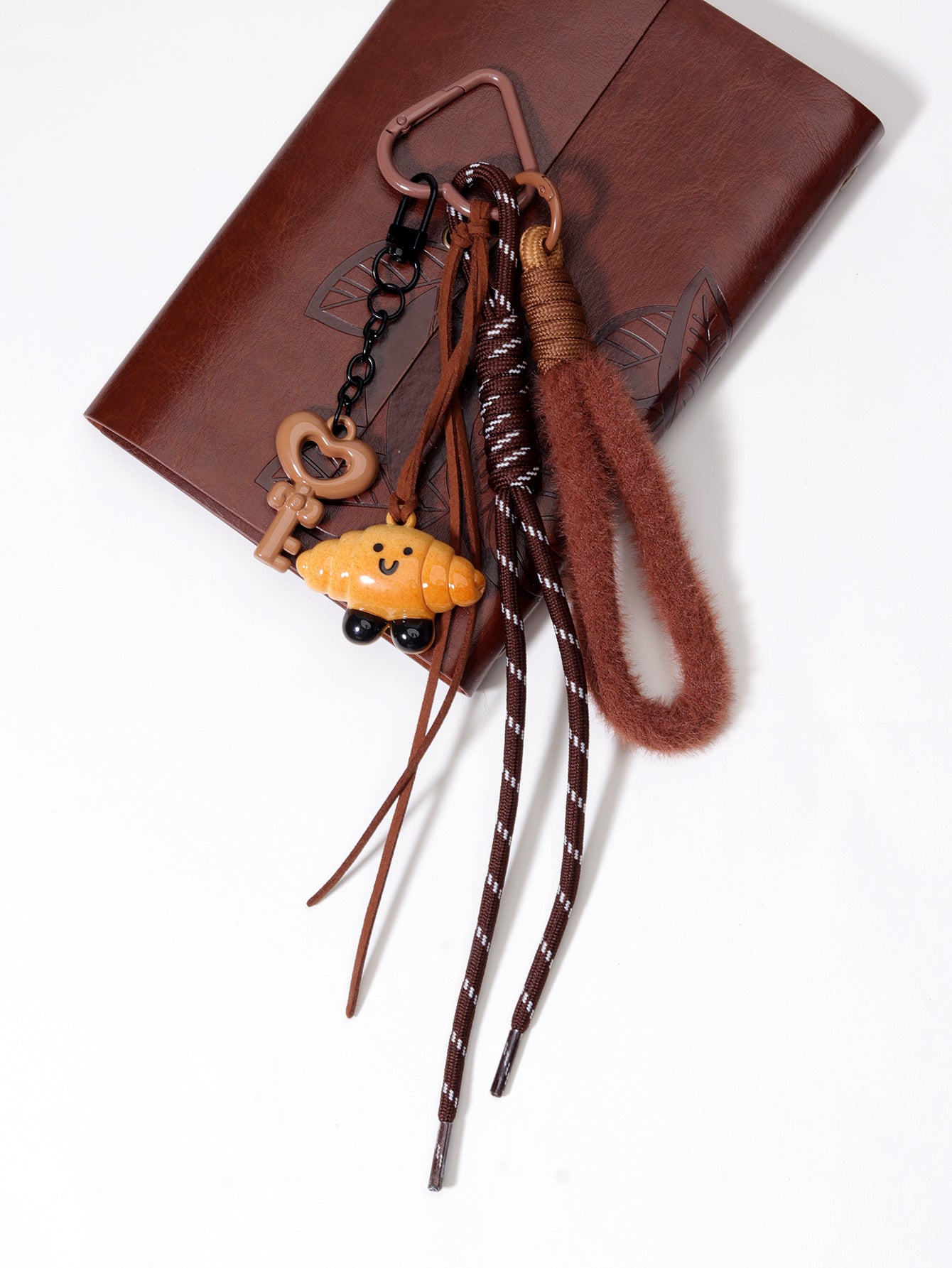 miu风碱水面包钥匙扣秋冬美拉德系可爱面包挂件学生情侣书包装饰