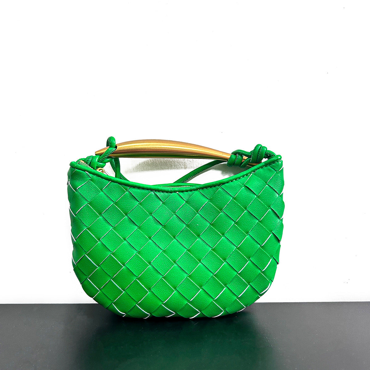 拉链款编织包包2023新款牛皮金属手柄月牙包单肩斜挎手提包时尚