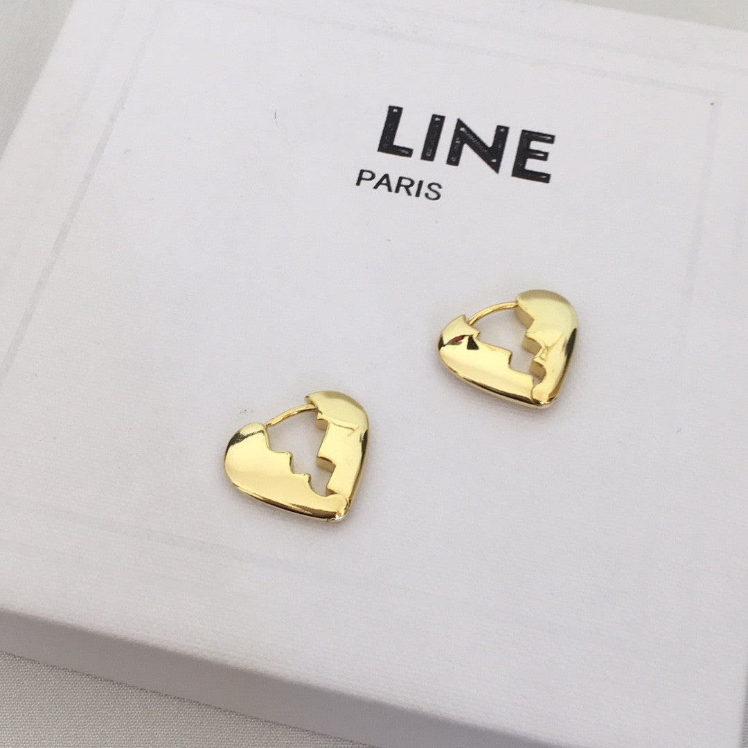 CELI风22新款心形耳环女光面气质个性高级感心动耳扣爱心耳饰