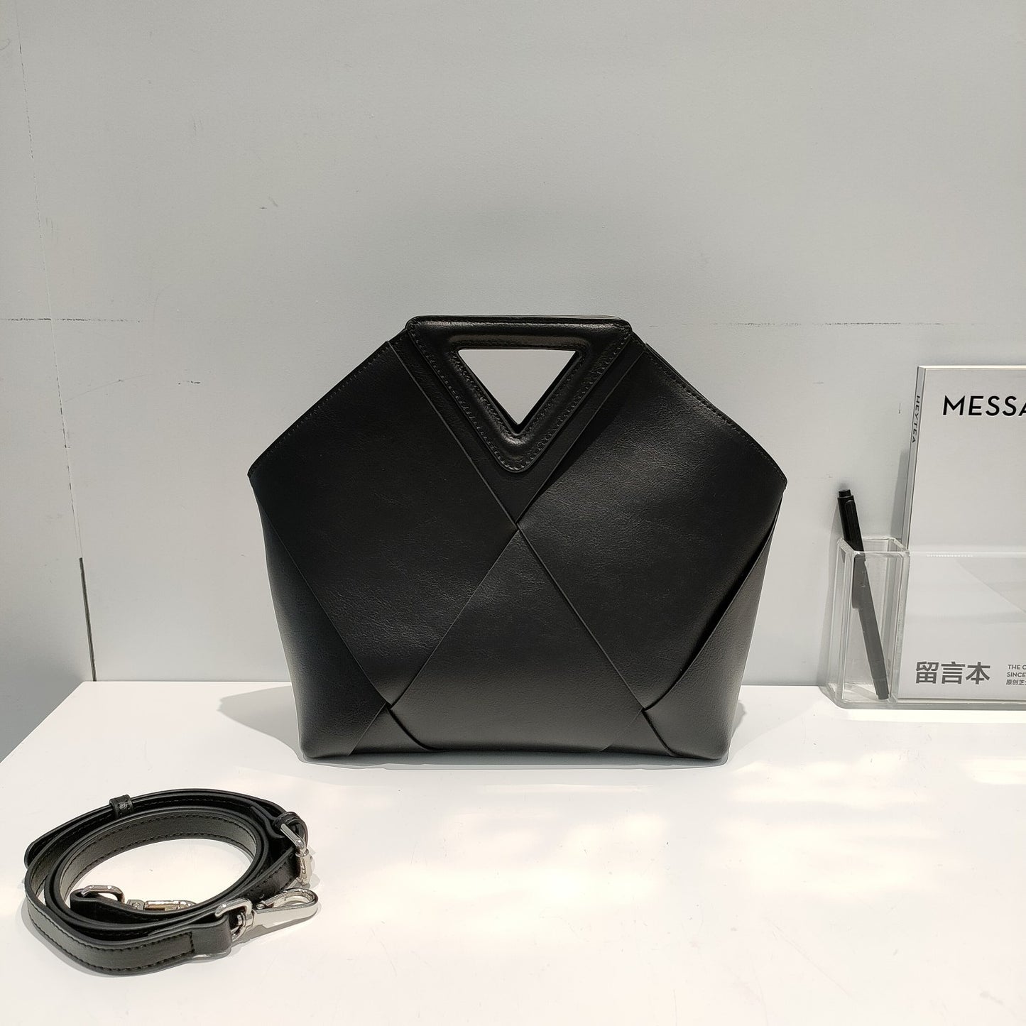 2024新款真皮女包小众轻奢手提编织包时尚高级感大容量单肩斜挎包