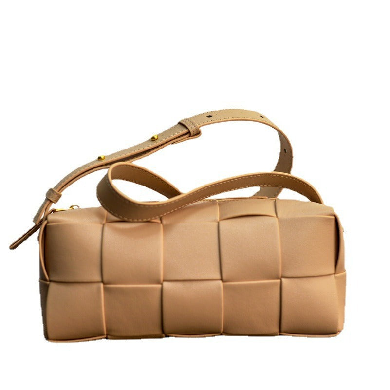 腰包真皮女包编织包包2022新款单肩斜挎胸包女简约时尚轻奢