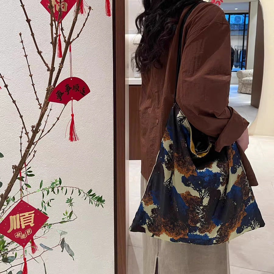 法式松弛感~复古时髦神秘森林油画印花双面单肩休闲背包托特女包