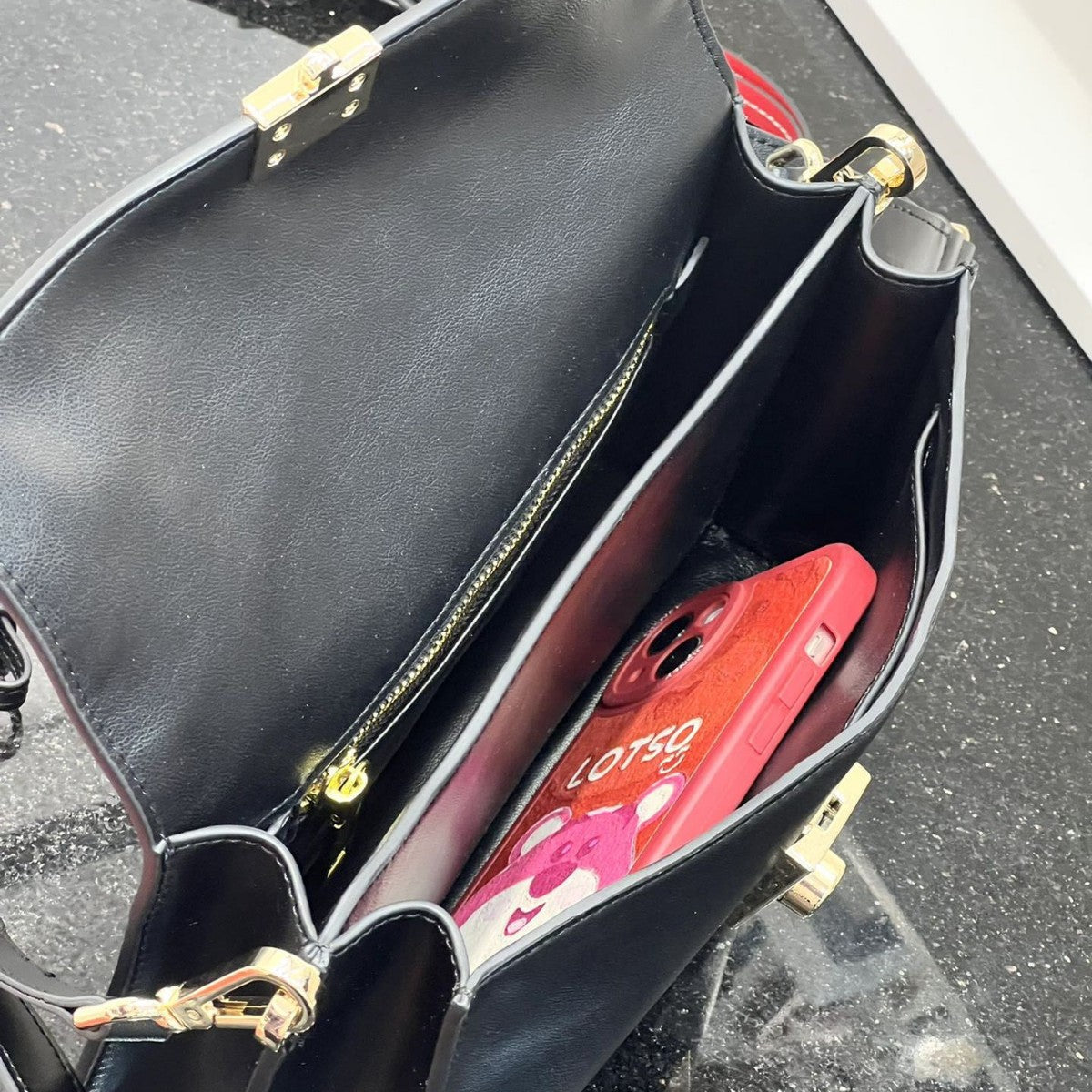 新款soft sound翻盖软皮风琴包头层牛皮彩色挂饰邮差包手提单肩包