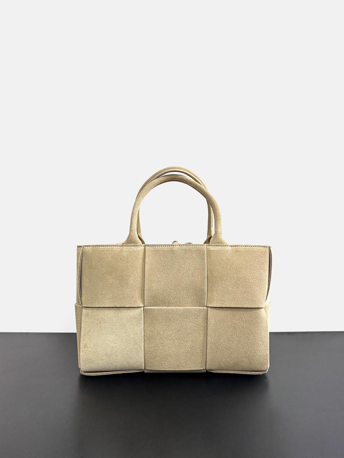 2024新款磨砂皮手工编织女款手提包大容量托特包购物袋单肩字母包