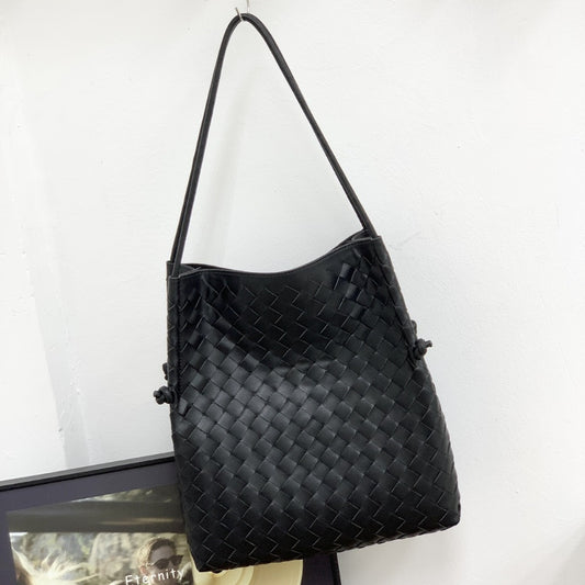 2024春夏季新款牛皮女包菜篮子编织大容量单肩斜挎手提包包编织女