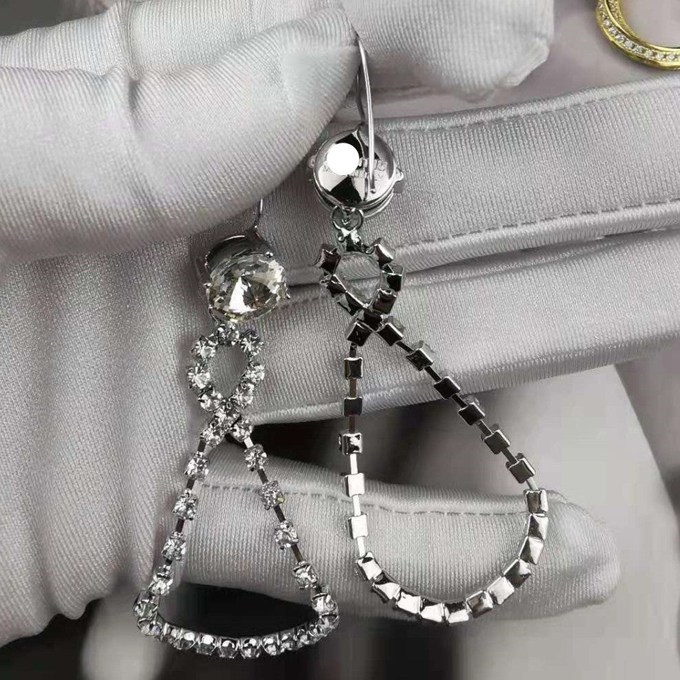 miu家早春系列新款8字仿水晶耳环女水钻耳钉大方气质同款