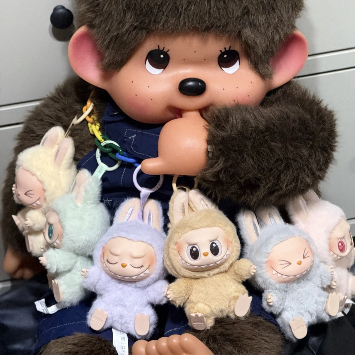 玩偶挂饰礼物布毛绒公仔派对坐坐挂件拉布毛绒挂件潮玩手办labubu