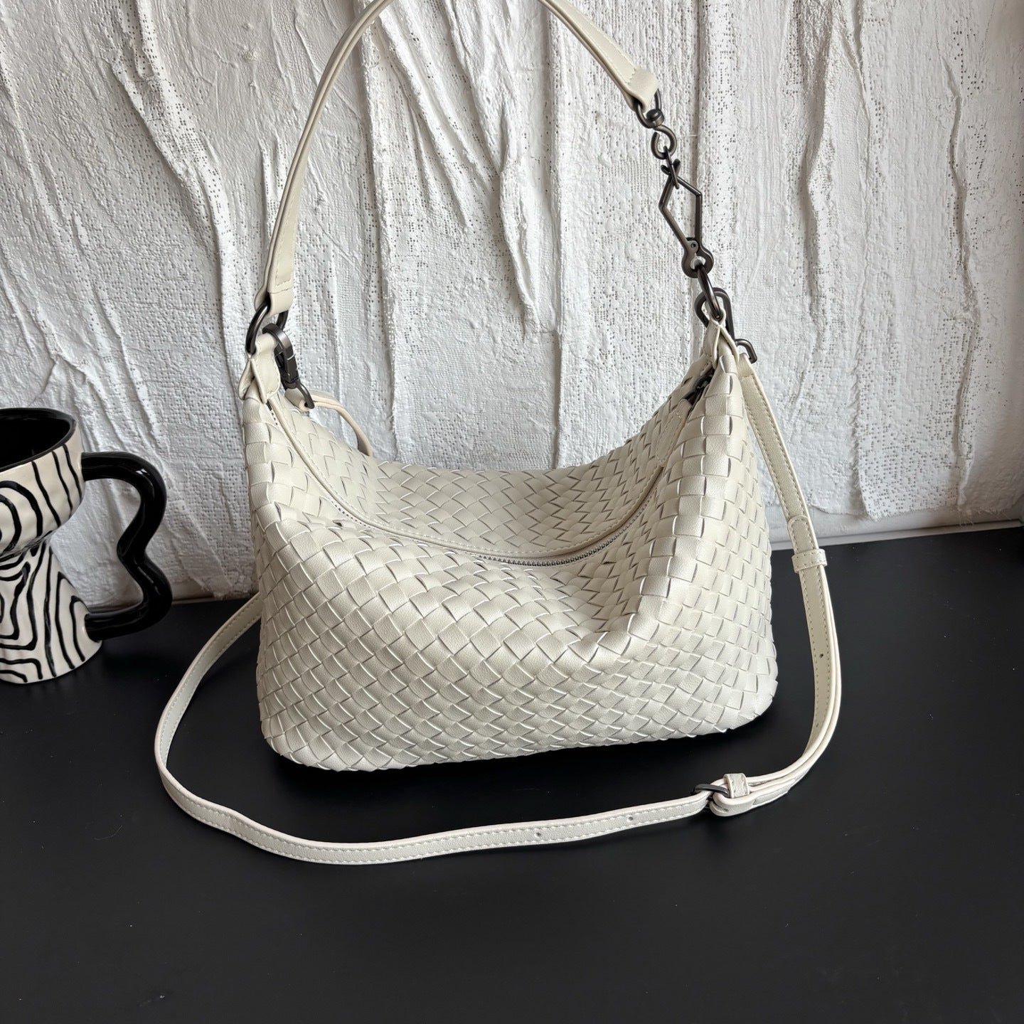 羊皮编织饭盒包饺子包遛狗包慵懒风双肩带腋下包手挽手提斜挎女包