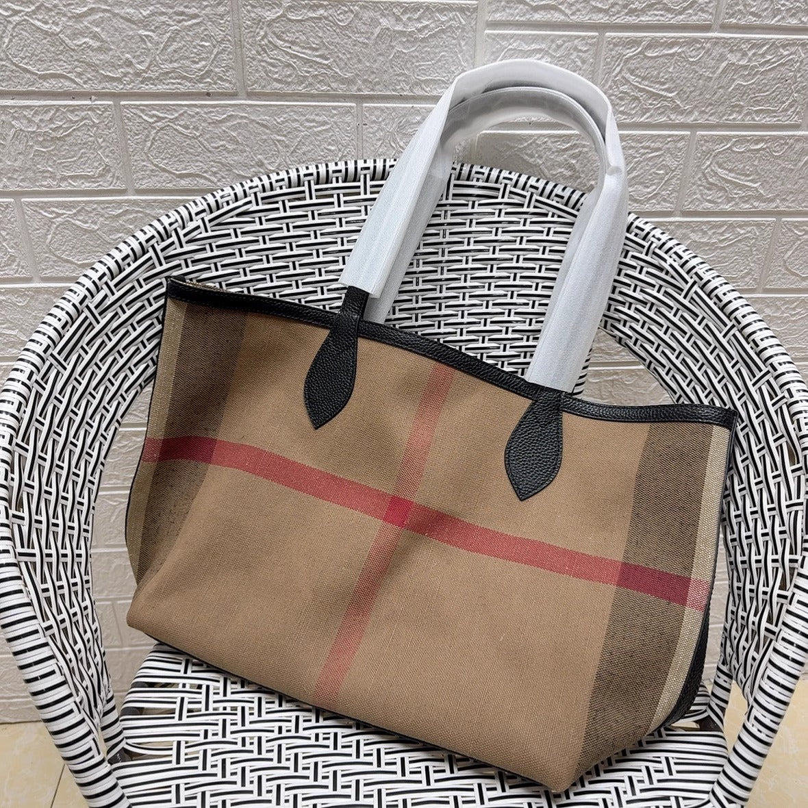 黄麻大托特tote购物袋ins风简约通勤办公电脑妈咪包大容量腋下包