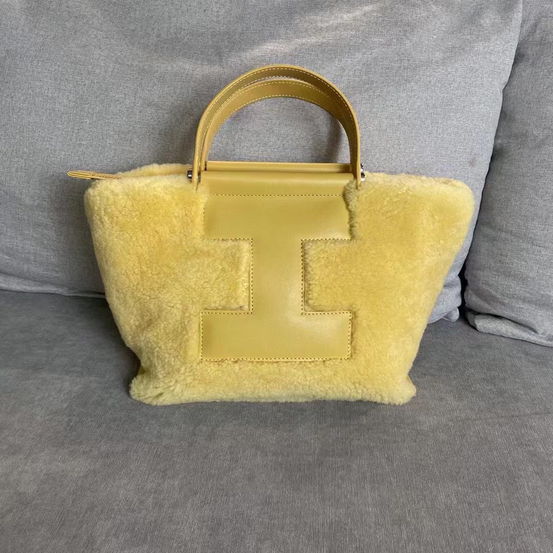 包包女2023秋冬新品网红撞色复古牛皮羊毛大容量托特包单肩斜挎包