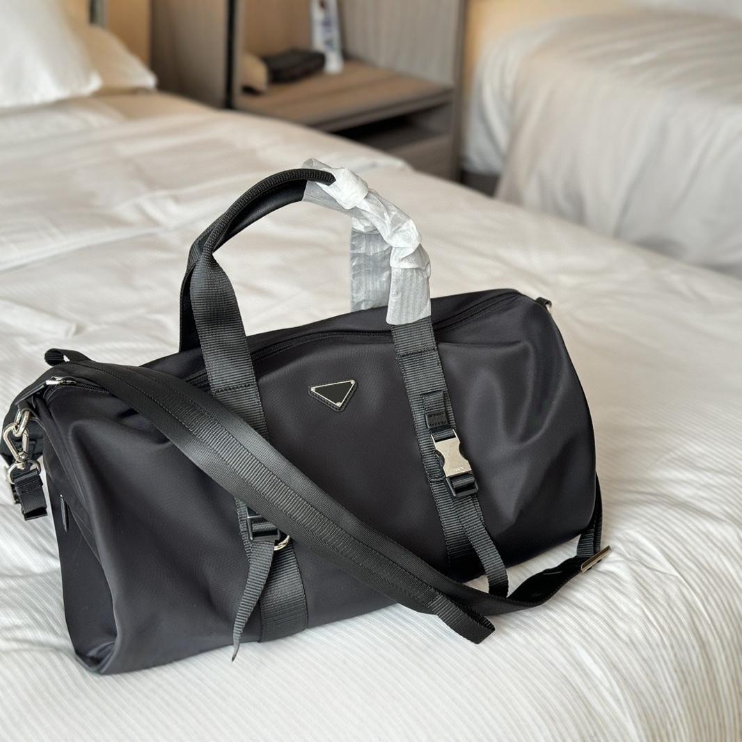 P家旅行袋降落伞防水尼龙布户外运动手提健身包大容量单肩斜挎包