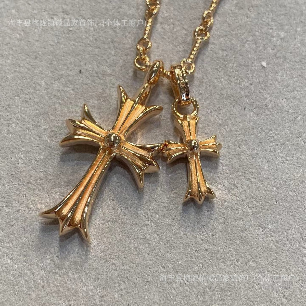 克罗鈊高版本十字架项链V金不掉色网红同款辣妹风精工CNC厂家直销