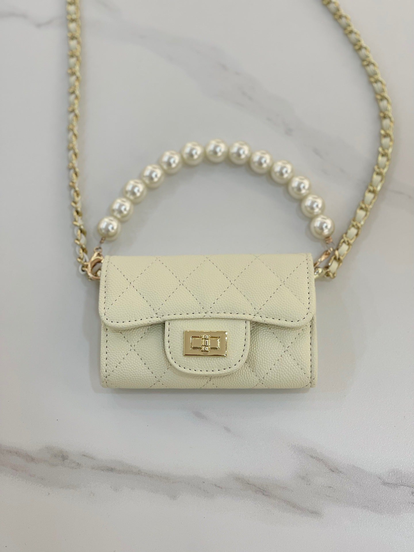 经典百搭港风口红包真皮鱼子酱菱格链条包高级小方包珍珠零钱包包