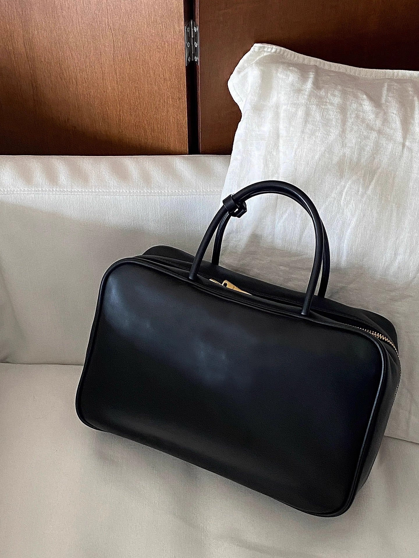 旅行包复古做旧公文包大容量通勤电脑包单肩斜挎真皮保龄球女包