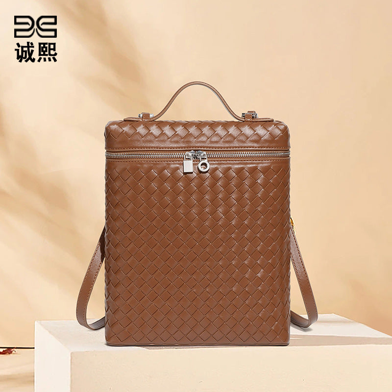 工厂定制时尚手工编织包潮流大容量通勤百搭双肩包旅行男女士背包