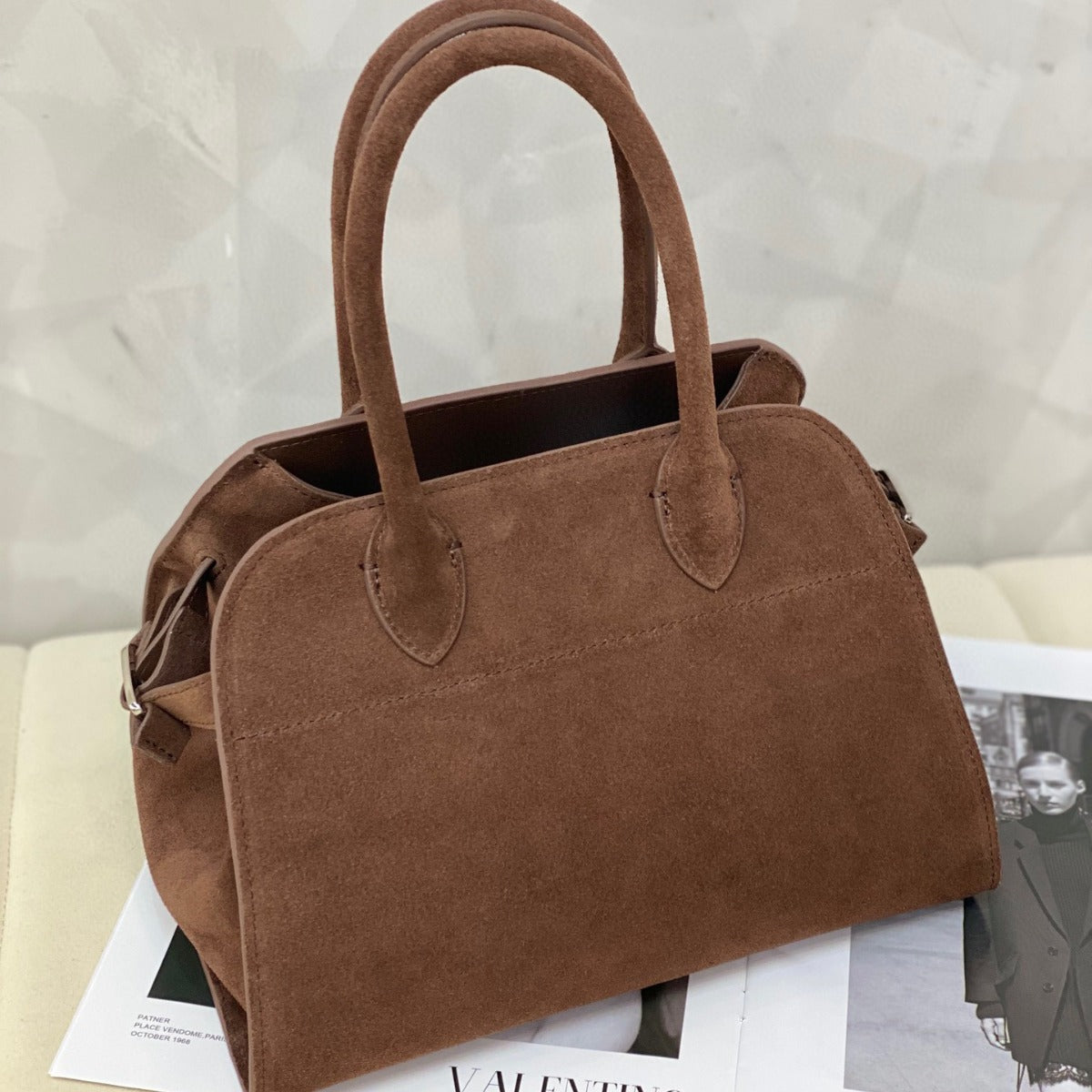 进口磨砂皮潮流通勤手提包轻奢简约大容量女包包抖音直播供应代发