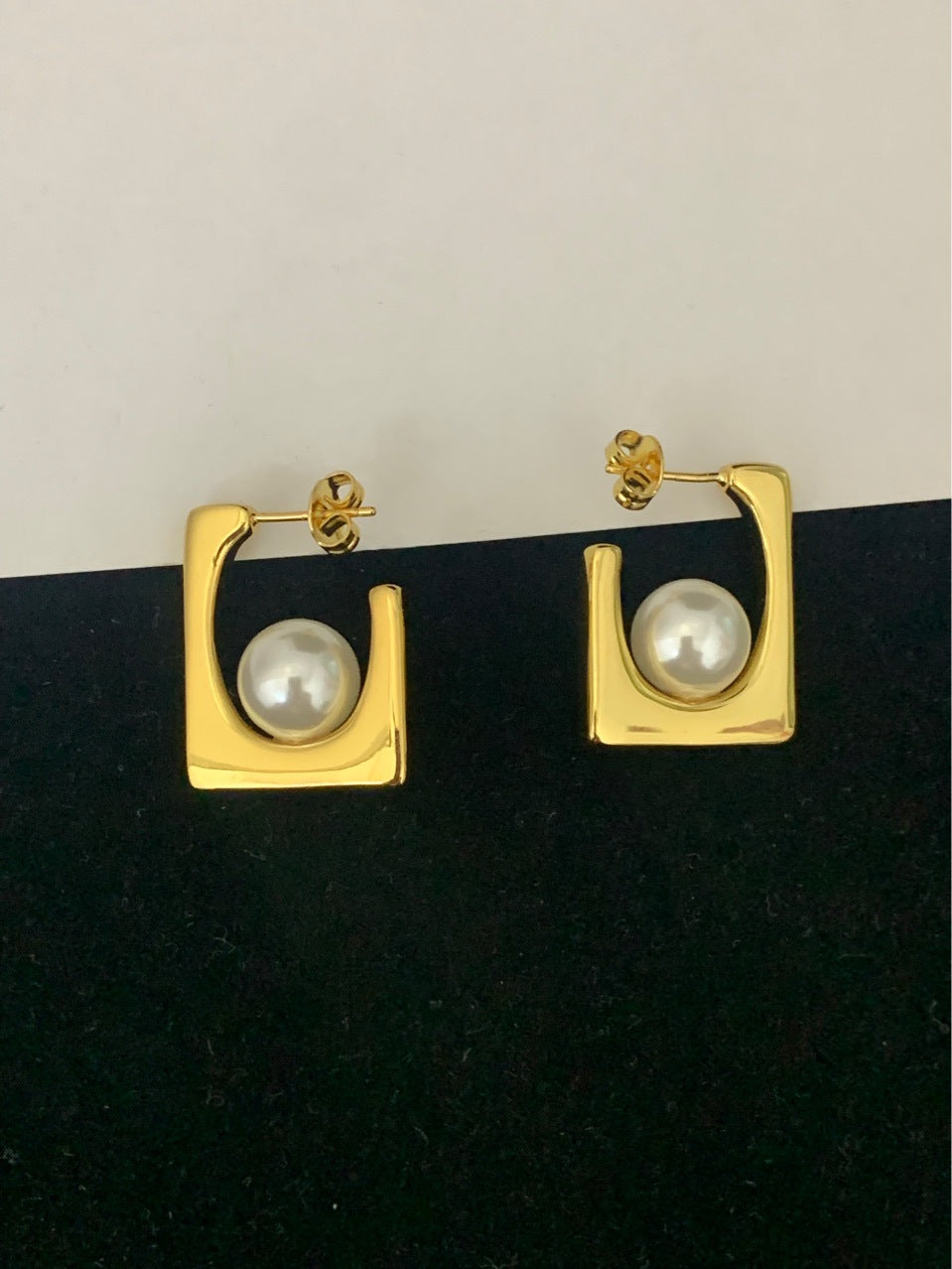 赛林家22新款几何型方框珍珠耳钉女式光身高级感气质港风金色耳环