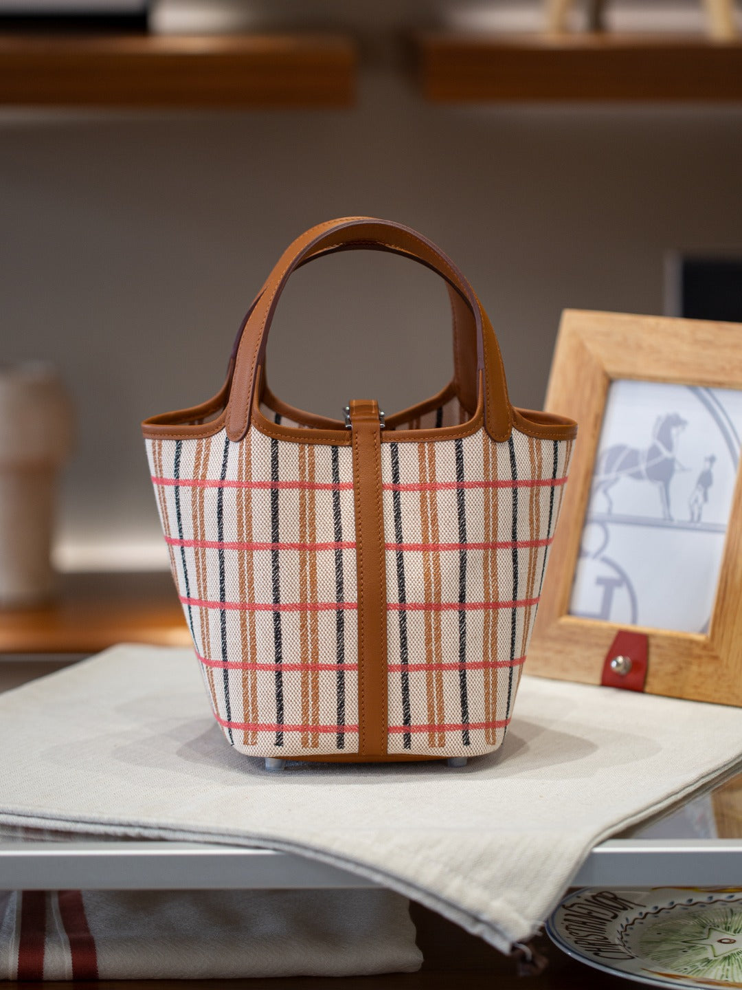 2025夏新款帆布配皮菜篮子大容量手提包通勤百搭真皮女包工厂批发